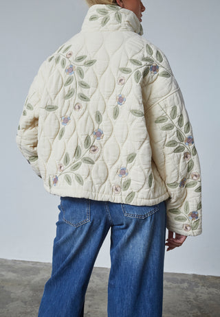 LOVE1378 quiltet jakke med broderi