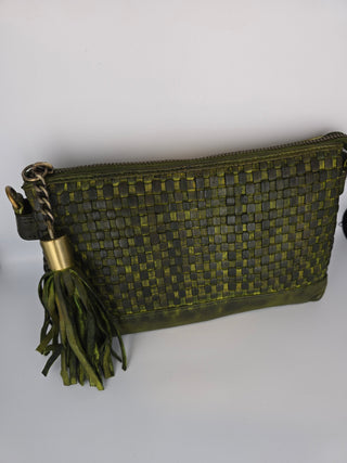 Lille skindtaske med flet i grøn