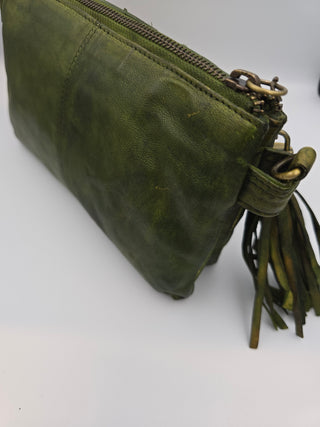 Skindtaske / clutch i grøn