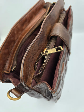 Skindtaske i mørk brun