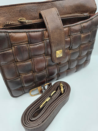 Skindtaske i mørk brun