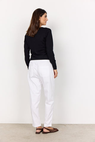 AKILA 10 Buks - White