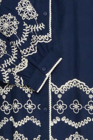 TANJA Skjorte med smukt broderi