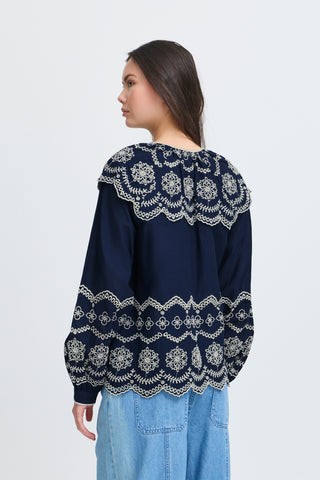 TANJA Skjorte med smukt broderi