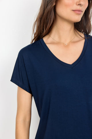 MARICA basis t-shirt i mørk blå