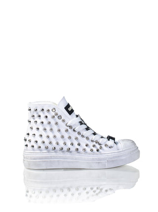 STUDDED White Sneaker