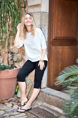BEATE CAPRI bukser - Black